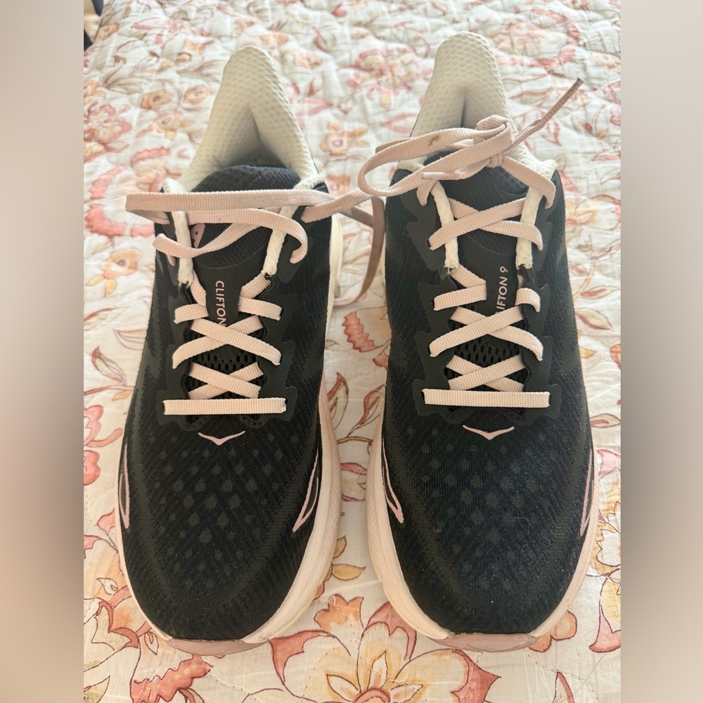 Women's HOKA Clifton 9 Running Shoes